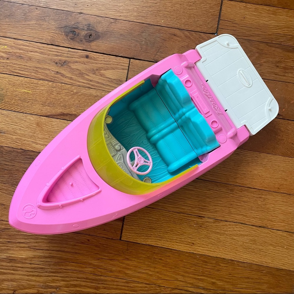 Barbie boat